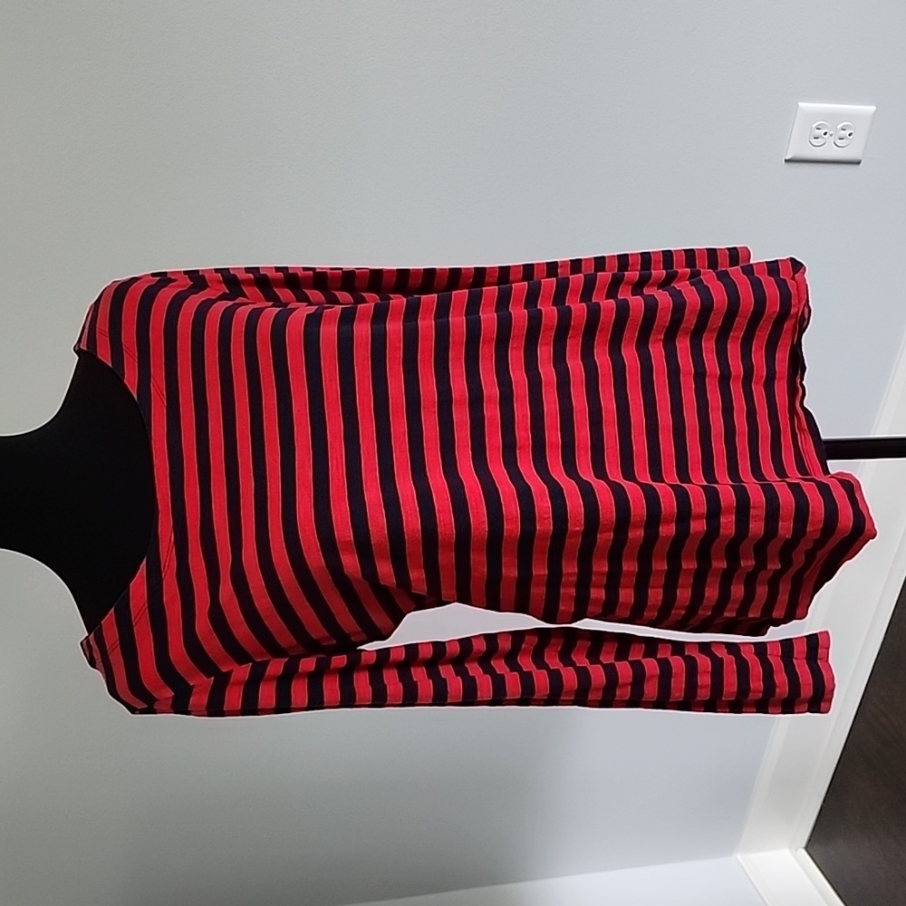 Banana Republic red & navy stripe top